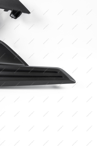 Облицовка ПТФ левая ( с отв. под парктроник) LADA Vesta SW Cross FL Lada