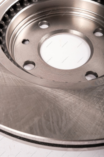 Диск тормозной передний LADA Largus/Лада Ларгус с АБС без АБС,фургон-8кл,16кл и универсал-16кл. 259х20,6 1 шт. Valeo