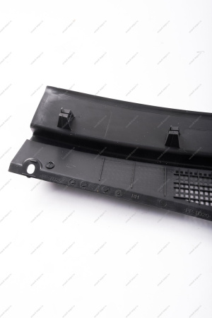 Решетка накладки рамы ветрового окна правая (жабо) LADA XRAY АвтоВАЗ