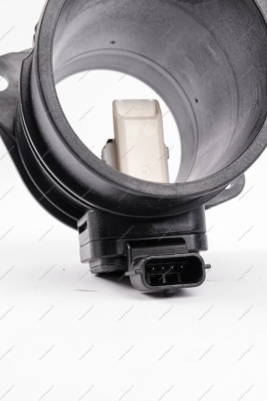 Датчик расхода воздуха Renault Duster Renault