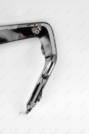 Молдинг переднего бампера нижний правый (хром) LADA Vesta FL Россия