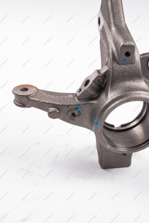 Кулак поворотный передний правый с АБС LADA XRAY Renault