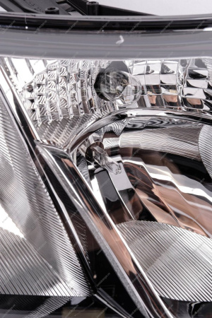 Фара правая (лампа H7) LADA Largus (FL) NEW Lada