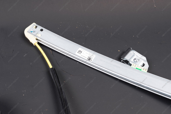 Электростеклоподъемник передней двери левый LADA Vesta Lada