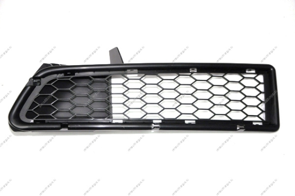 Решетка переднего бампера левая RENAULT Logan/Рено Логан до 2010 г Renault
