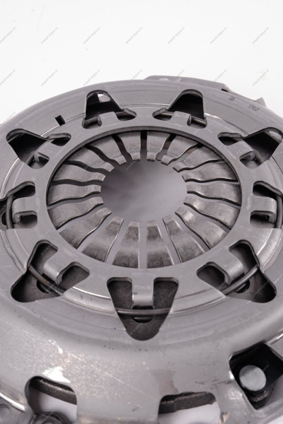 Сцепление в сборе LADA Largus (без выж. подш гидр привод) КПП-JR5 к-т826853AVT (АВТОПРИБОР) Lada