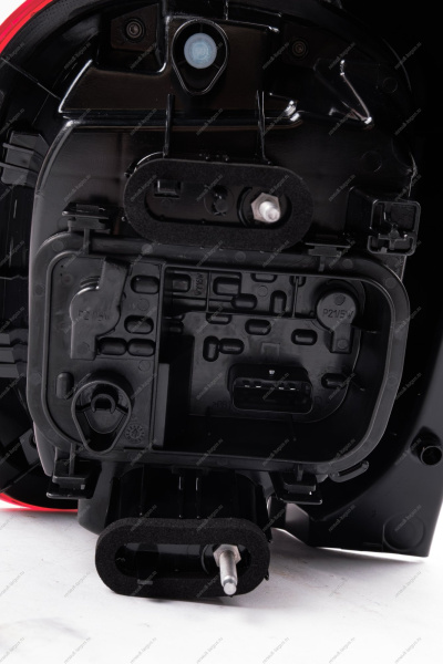 Фонарь RENAULT Duster 2021- правый Renault