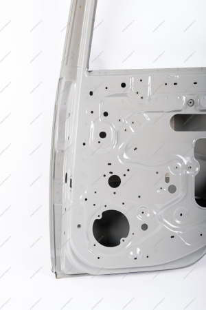 Дверь задняя правая Lada Vesta SW Cross (универсал) (катафорезный грунт) Lada