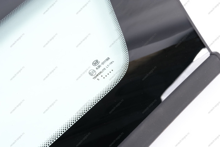 Стекло окна боковины правое с уплотнителем Lada Vesta SW/SW Cross Tinted (тонирован) Lada