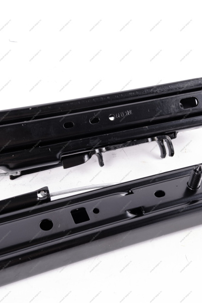 Комплект направляющих сидения левого (водителя) LADA Largus Renault