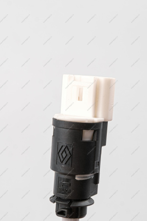 Выключатель стоп-сигнала Renault Logan, Largus,Clio, Duster 16кл RENAULT