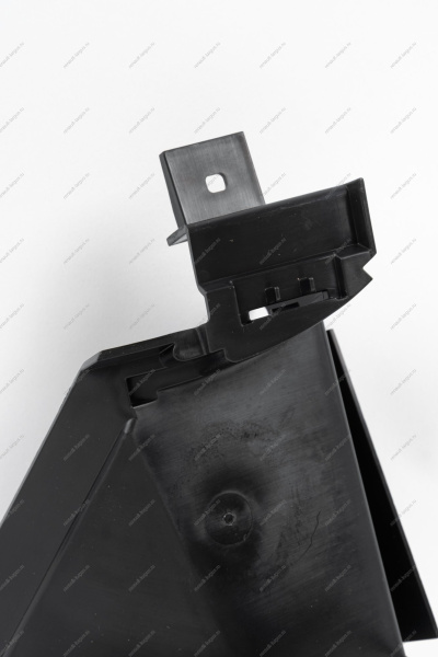 Щиток воздухонаправляющий нижний правый LADA Largus (FL) NEW Lada