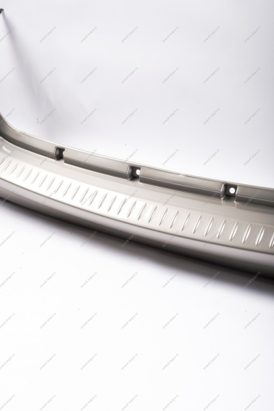 Бампер задний LADA Largus крашеный 242 Серый базальт (Серо-бежевый) (без отв под парктроник) Lada