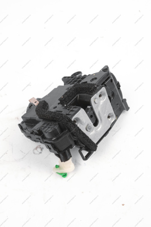 Замок электрический передней левой двери LADA XRAY Renault