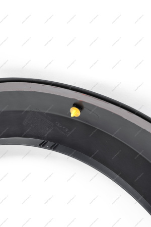 Облицовка переднего крыла левая ( с клипсами и клеющей лентой) Lada Largus Cross до 2021г Lada