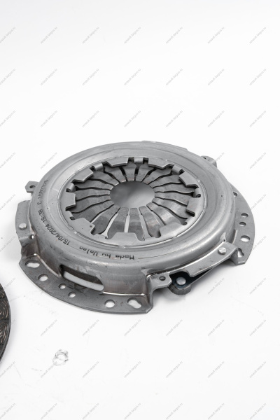 Диск сцепления ведомый+нажимной (без выжимного подшипника)C1060326 LADAVesta 1.6 c 2015-17/Largus 1.6 c 2016 к-т Valeo