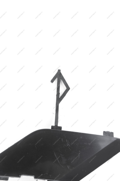 Крышка окна под переднюю буксирную проушину LADA Vesta SW Cross NG Lada