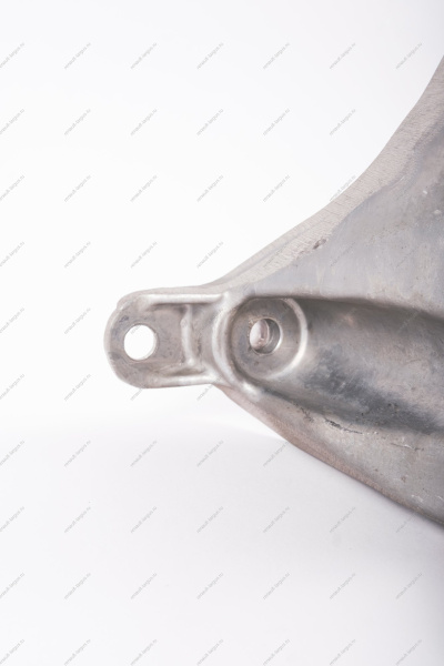 Кронштейн левой опоры подвески двигателя (P4M,P4P-BVM5) LADA XRAY Lada