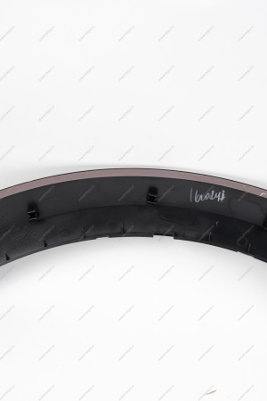 Накладка арки заднего колеса левая Lada Vesta SW Cross ( с скотчем) Lada