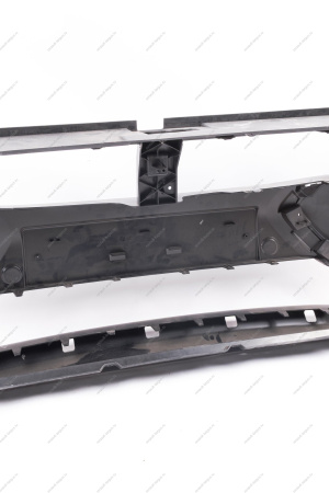 Бампер передний с отверстиями под накладки , с крышкой окна под буксирную проушину (под покраску) LADA Largus Cross (FL) NEW Lada