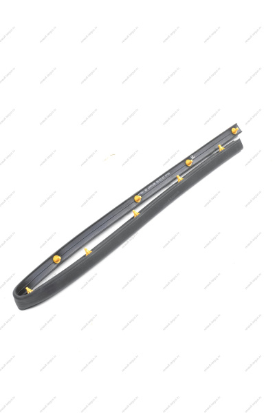 Уплотнитель LADA Vesta/ Xray порога нижний передней левой двери противопыльный Lada