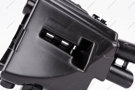 Корпус LADA Vesta монтажного блока моторного отсека Renault