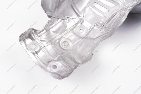 Экран термоизоляционный выпускного коллектора LADA Largus Renault