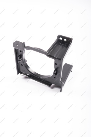 Кронштейн крепления противотуманной фары правый с 12,08,2019.Lada Vesta SW Cross /Cross седан Lada