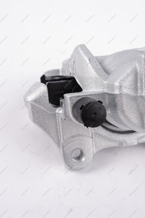 Суппорт передний правый в сборе Renault Logan II, Sandero (410016069R +2шт 410602581R) Renault