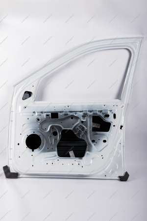 Дверь передняя правая LADA Largus/Лада Ларгус крашеная (с отв. под молдинг) 221 Ледниковый (Белый) Gamma