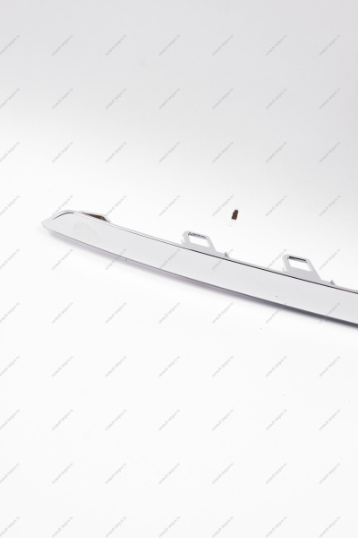 Молдинг переднего бампера нижний правый (хром) LADA Largus (FL) NEW Россия