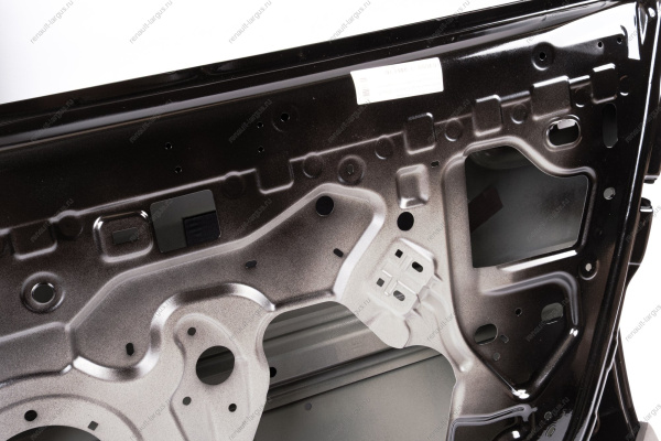 Дверь передняя правая (c отв. под молдинг ,без отверстия под личинку) в цвет 676 LADA Largus (FL) NEW Lada