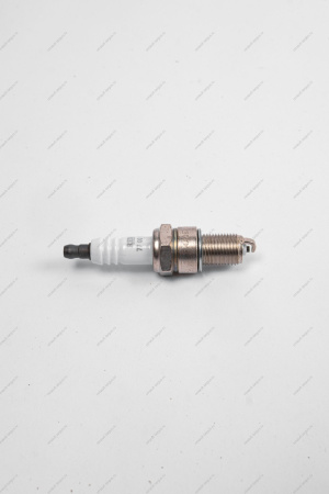 Свеча зажигания RENAULT Megane/Clio/Laguna 7700 RENAULT