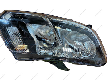 УЦЕНКА Фара правая (лампа H7) LADA Largus (FL) NEW (отломано в углу фары направляющая) Lada