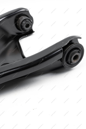 Рычаг передний правый LADA Largus/Logan 2014- (с боковой проточкой) Lada