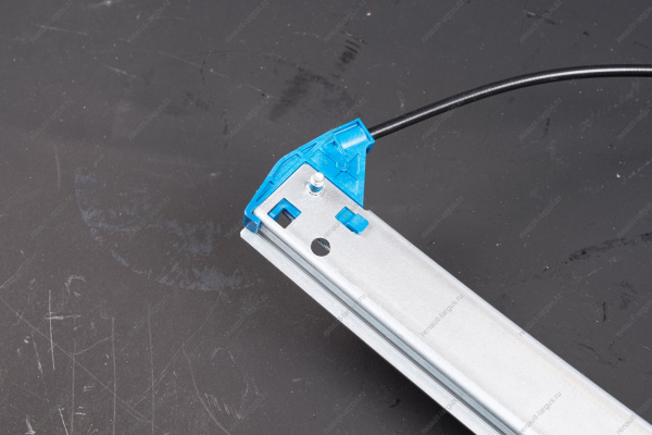 Электростеклоподъемник передней двери левый LADA Vesta Lada