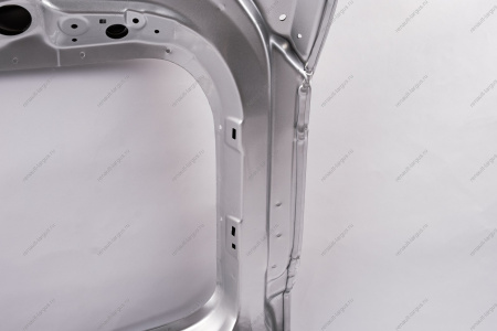 Дверь задка в цвет 691 Платина (Серебристый) LADA Vesta SW Cross FL (универсал) Lada