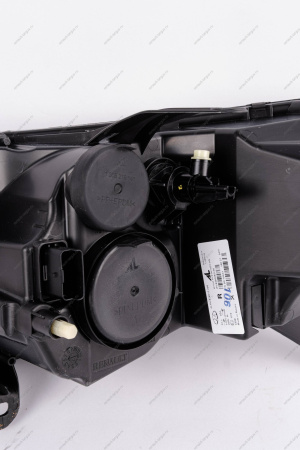 Фара правая (лампа H7) LADA Largus (FL) NEW Lada