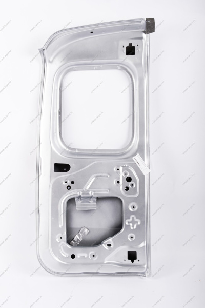 Дверь задка правая (под стекло) LADA Largus/Лада Ларгус крашеная 691 Платина (Серебристый) GAMMA