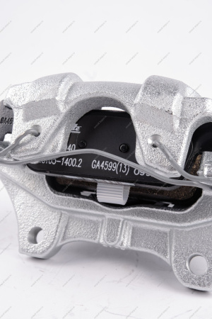 Суппорт передний правый (+2шт. тормозн. колодки 410602581R) Renault Logan II, Sandero II Renault