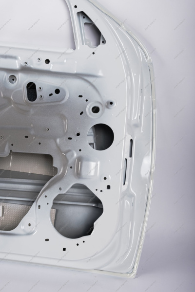 Дверь LADA Vesta/Веста передняя левая в цвет 221 Ледниковый (белый) АвтоВАЗ