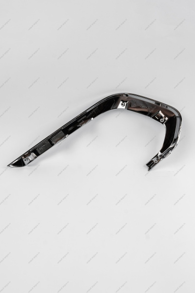 Молдинг переднего бампера нижний правый (хром) LADA Largus (FL) NEW Lada