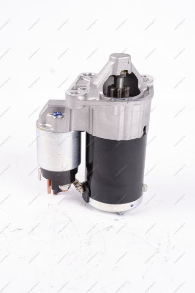 Стартер LADA Largus 8 кл двигат K7M Renault