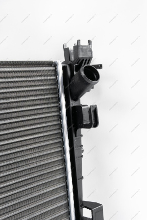 Радиатор охлаждения RENAULT Duster/Рено Дастер 2015- Renault