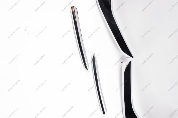 Молдинг переднего бампера к-т 4шт (хром) LADA Vesta FL Россия