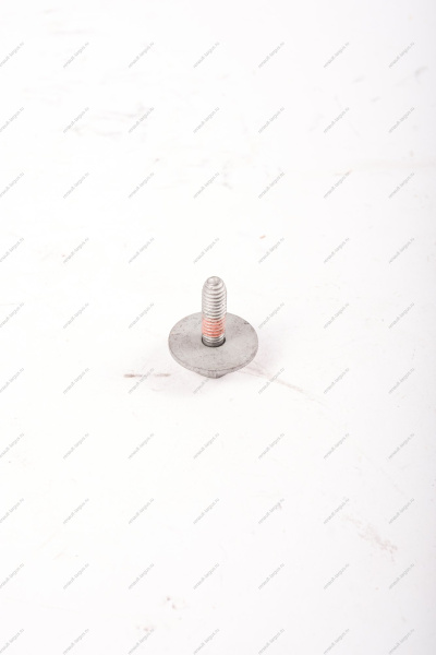 Болт М6-27 8-8 c круглой головкой, крестообразным шлицем, в сборе с шайбой