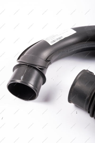 Патрубок воздушного фильтра (пластик) Lada XRAY Renault