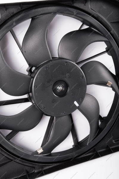 Вентилятор охлаждения к рад. с кондиц. RENAULT Logan после 2008 г. Renault