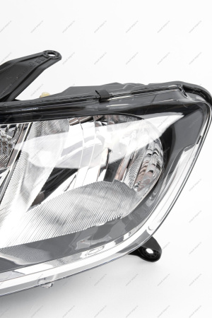 Фара левая RENAULT Logan/Рено Логан 2014- Renault