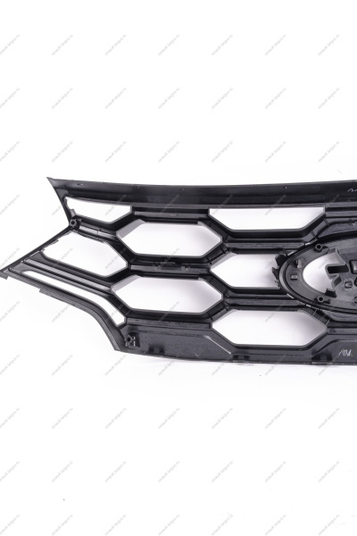 Решетка переднего бампера средняя LADA Vesta SW Cross NG Lada